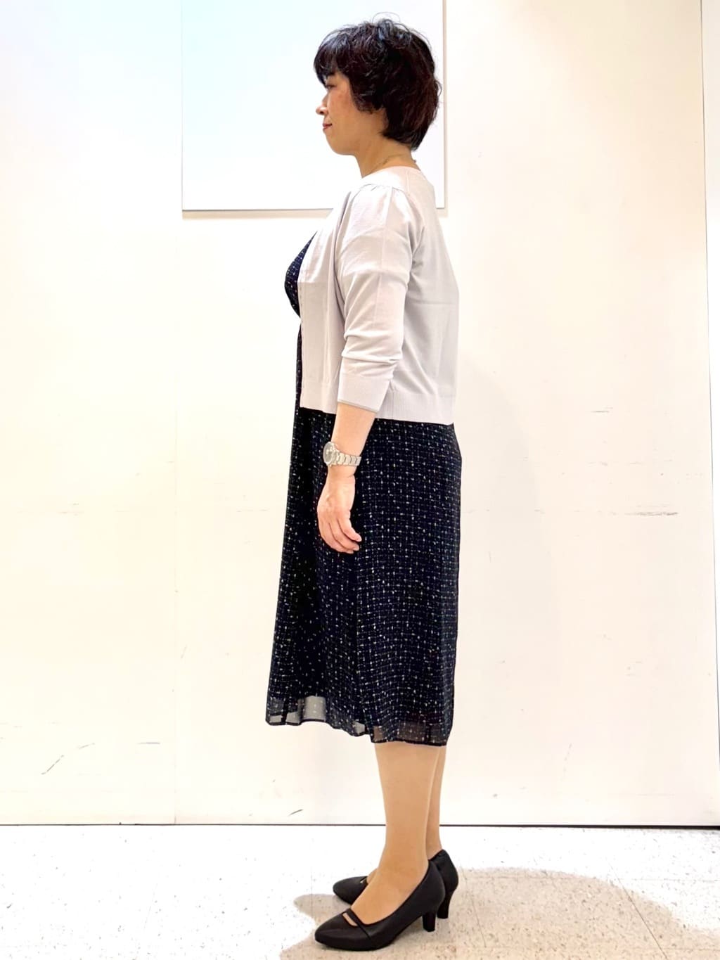 ヤスコさんの「Reflect｜【WEB先行カラーあり／マシンウォッシュ可／ナローベルト付き】オフボディツイードチェックワンピース」を使ったコーディネート