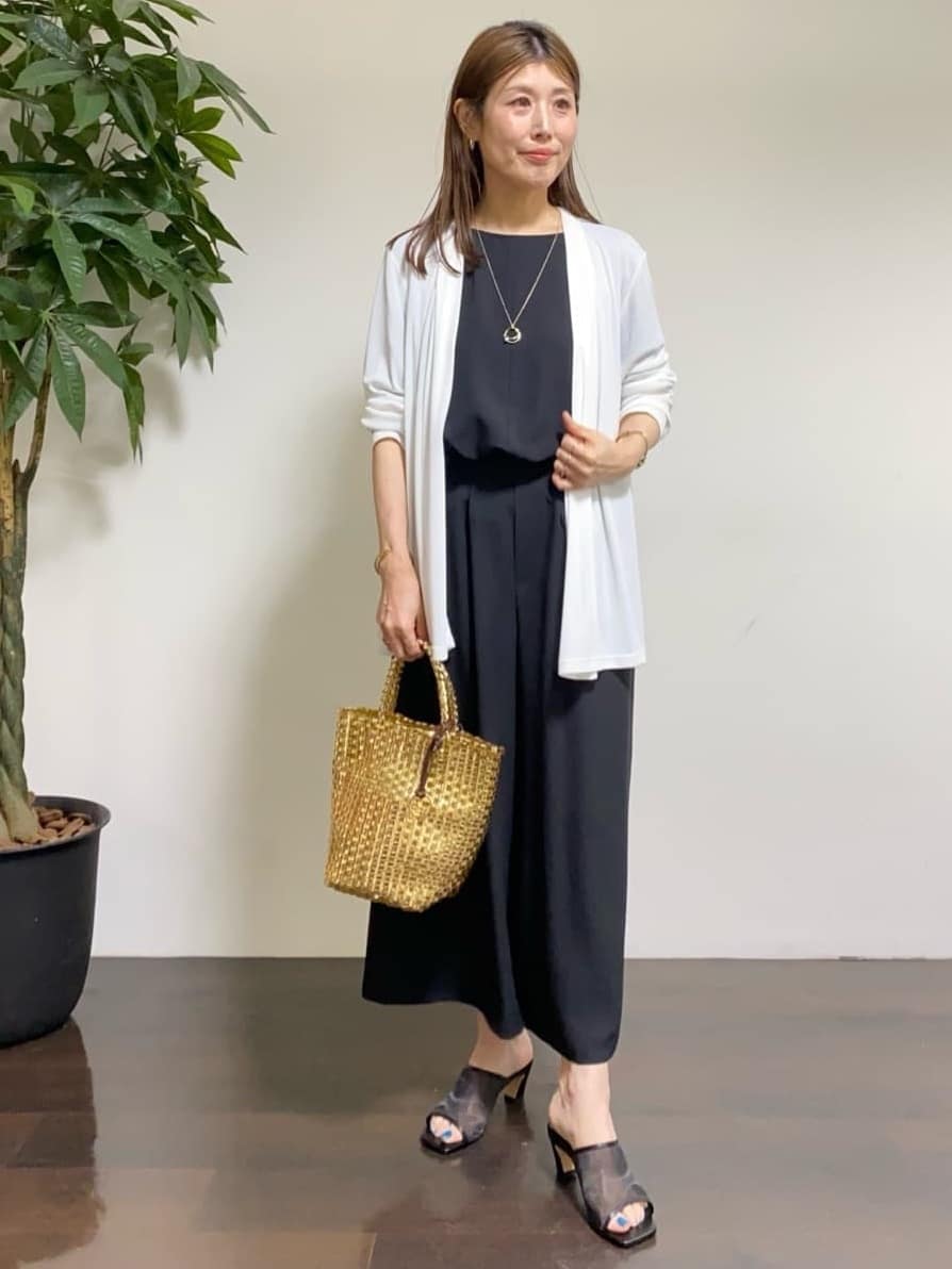 tomoさんの「UNTITLED｜メタリックメッシュトート」を使ったコーディネート