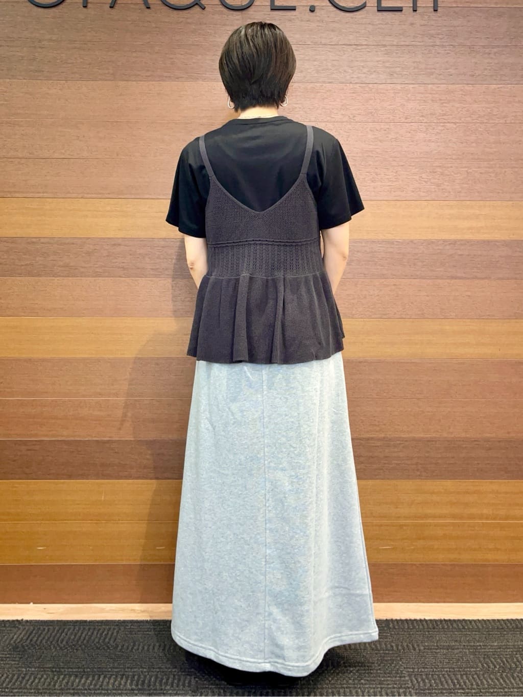umiさんの「OPAQUE.CLIP｜カギ針風ニットキャミビスチェ【洗濯機洗い可】」を使ったコーディネート