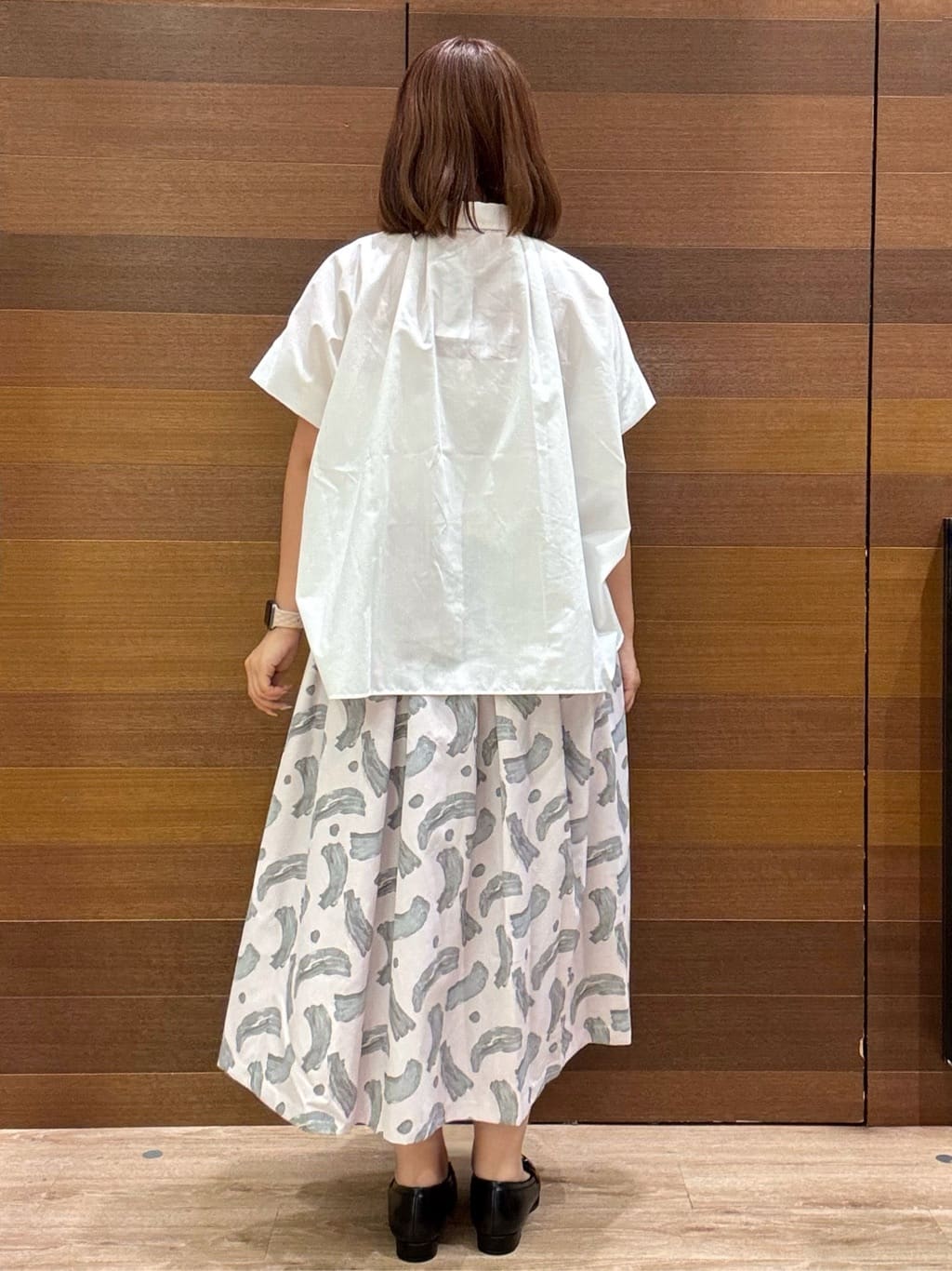 yumeさんの「OPAQUE.CLIP｜《andGIRL掲載》リラクシーシャツ【洗濯機洗い可】」を使ったコーディネート