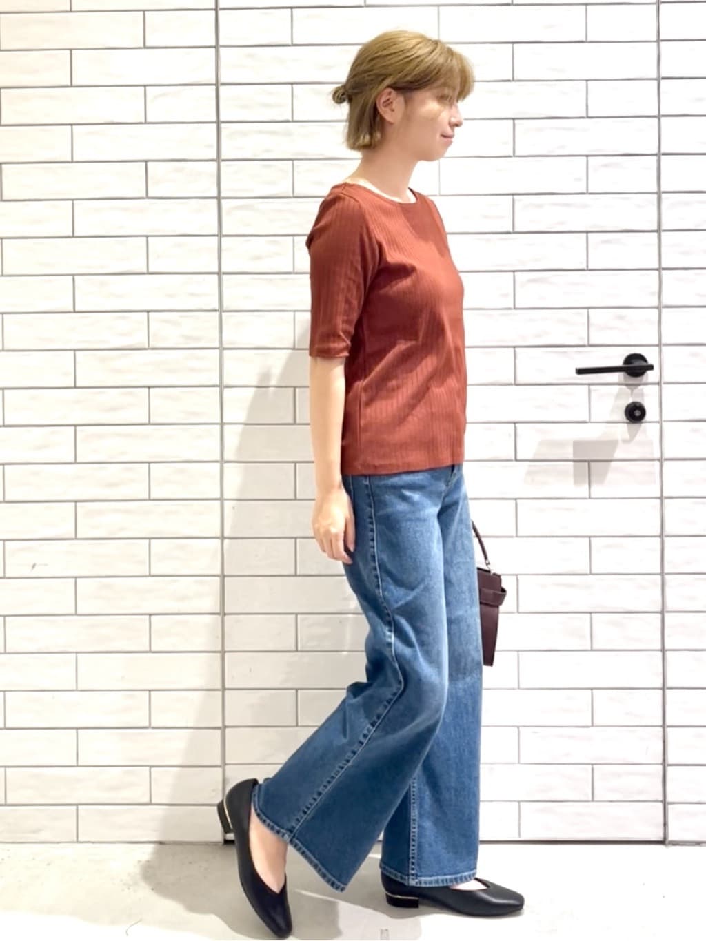 しおりさんの「OPAQUE.CLIP｜汗染み防止 ボートネックリブカットソー【洗濯機洗い可／抗ピル】」を使ったコーディネート