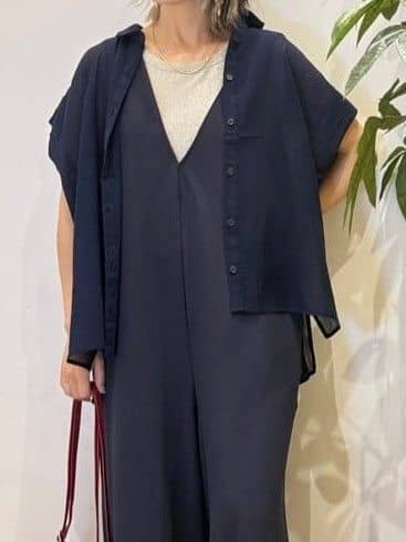 misakiさんの「SHOO･LA･RUE｜【前後2WAY/洗える】さらっと着られるサロペット」を使ったコーディネート