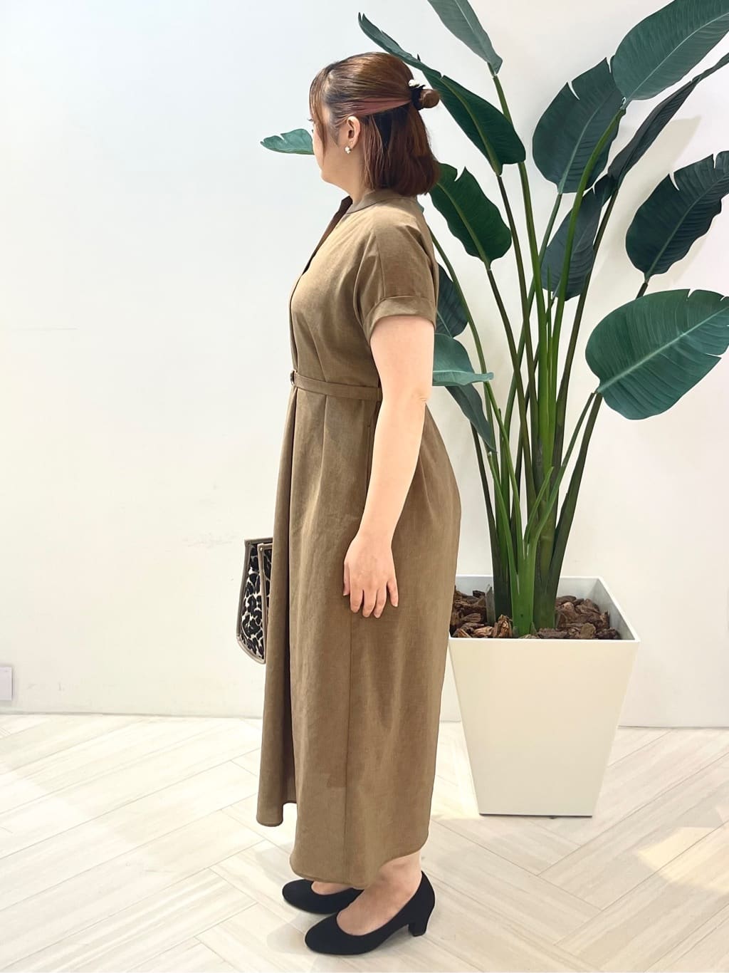 Tomoさんの「UNTITLED｜【UV/はっ水】リラククールワンピース」を使ったコーディネート