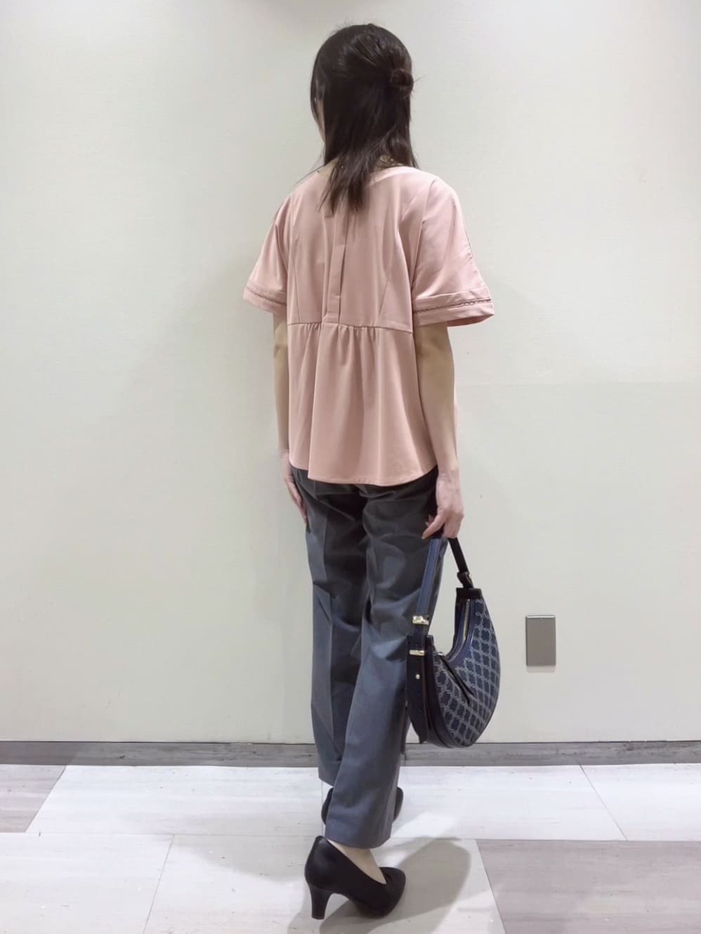 yukaさんの「Reflect｜【前後で着られる2WAY◎】プルオーバージャージ」を使ったコーディネート