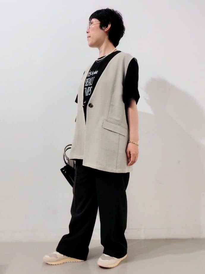 kodamaさんの「THE SHOP TK｜【スッキリ決まる】パナマメッシュジレ/洗える/セットアップ可」を使ったコーディネート