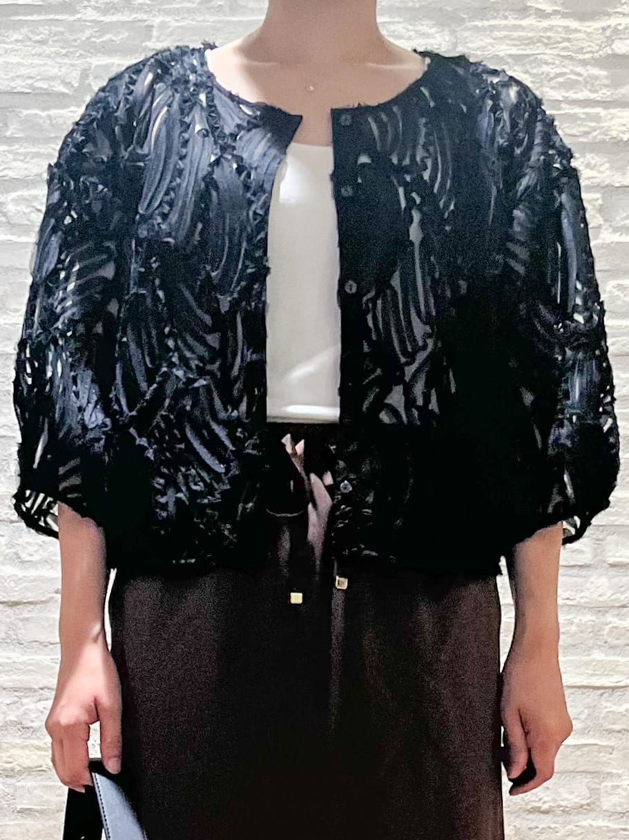 さくらさんの「OPAQUE.CLIP｜シアー刺繍レース前開きブラウス【洗濯機洗い可】」を使ったコーディネート