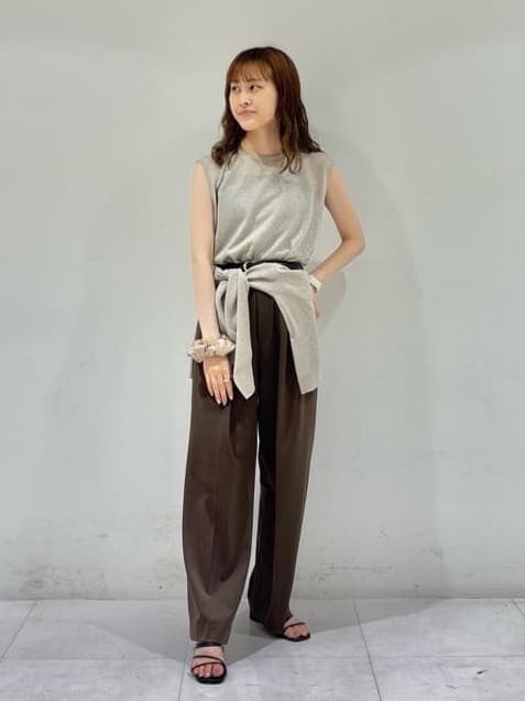 kyokaさんの「UNTITLED｜【アンサンブル可/洗える】シアーノースリーブ プルオーバー」を使ったコーディネート