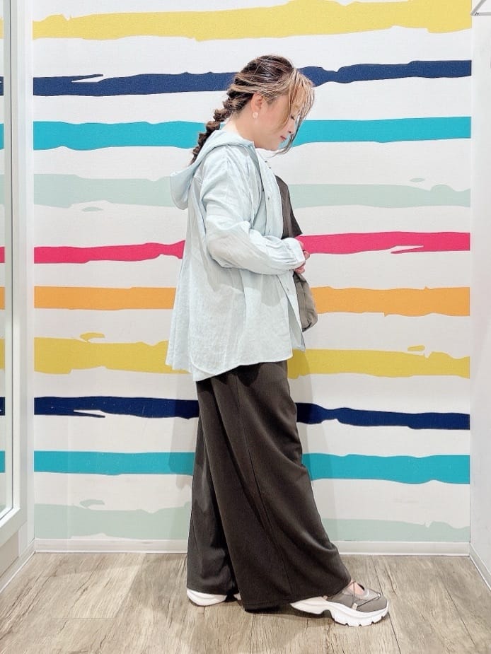 Peeさんの「SHOO･LA･RUE｜【S-LL】女性らしさ漂うハートネック テレコ5分袖トップス」を使ったコーディネート