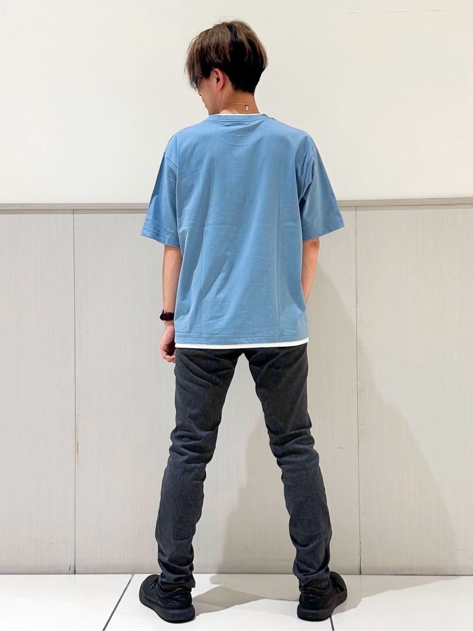 tomoyaさんの「THE SHOP TK｜楊柳フェイクレイヤード半袖Tシャツ 【吸水速乾/毛玉になりにくい/洗濯機OK】」を使ったコーディネート