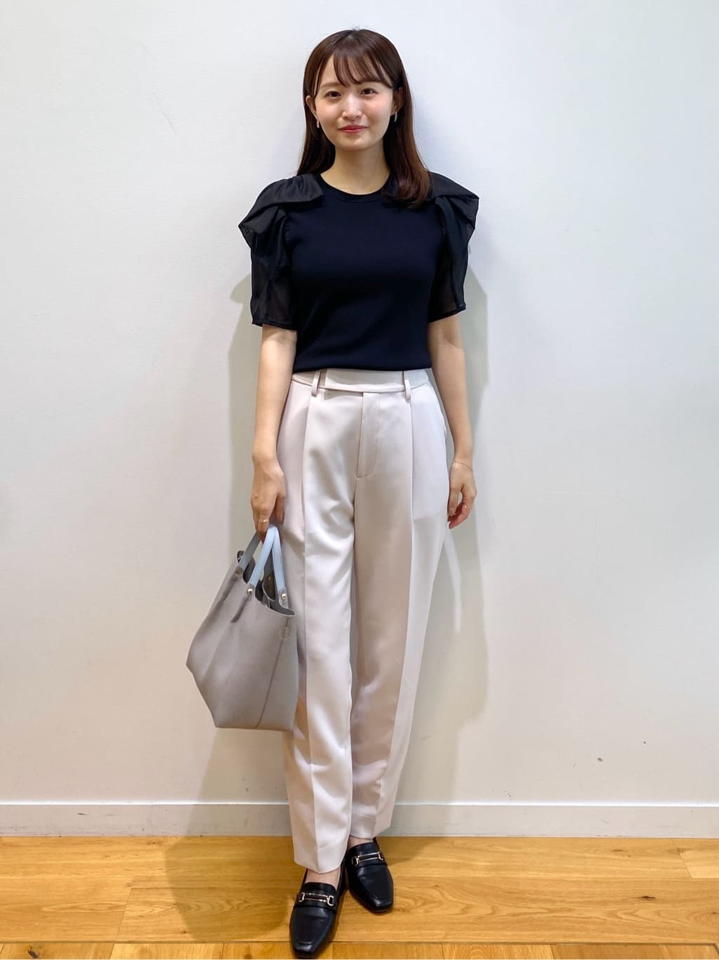 みさかさんの「index｜リボンスリーブドッキングニット【洗濯機洗い可／抗ピル】」を使ったコーディネート