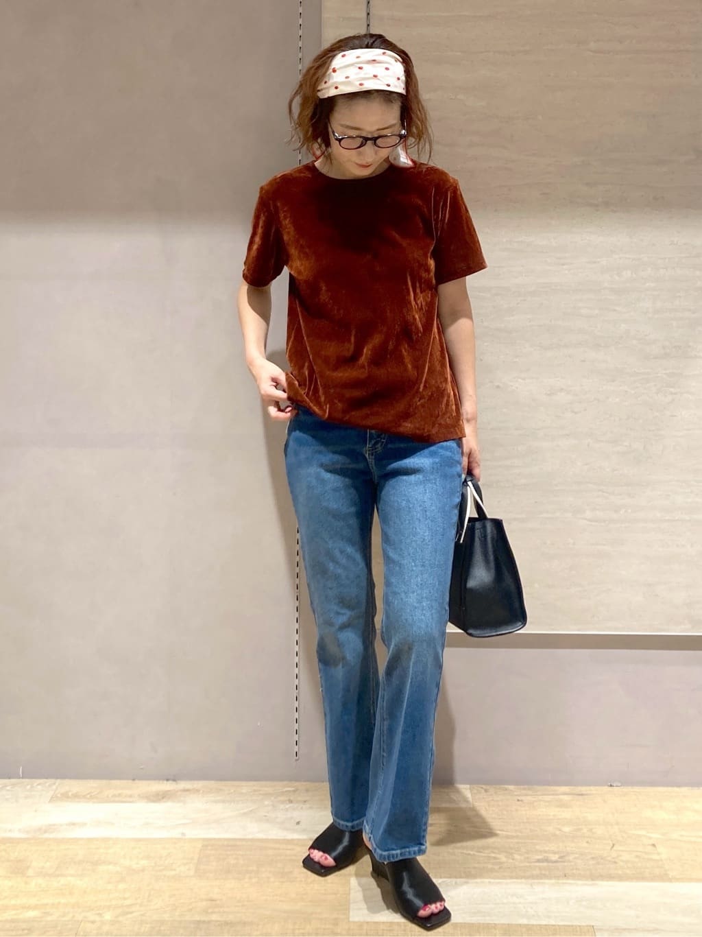 たけねぇさんの「OPAQUE.CLIP｜フロッキーチュールTシャツ【洗濯機洗い可】」を使ったコーディネート