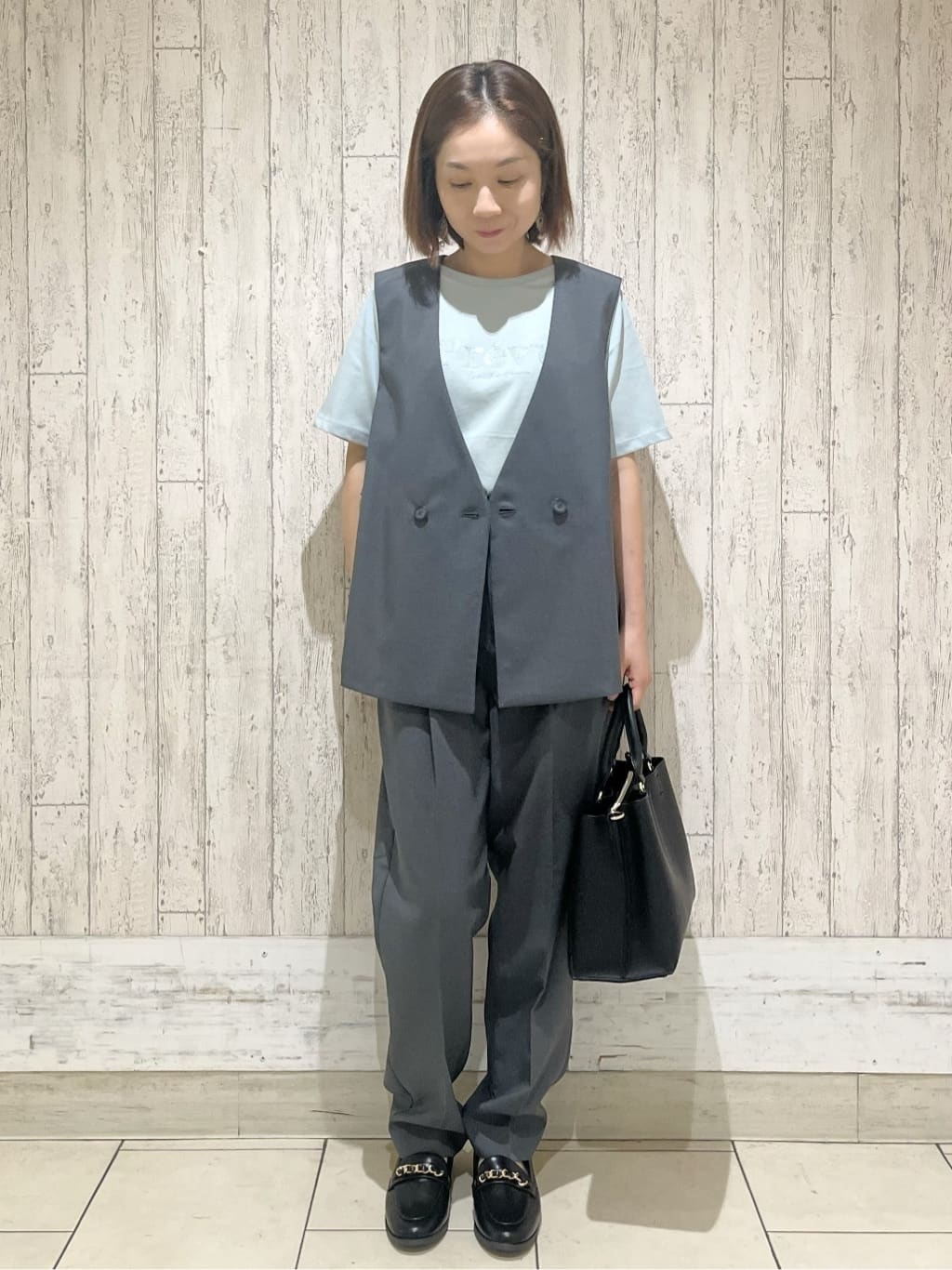 kcさんの「index｜バックフリルデザインジレ／セットアップ可【洗濯機洗い可／接触冷感／吸水速乾／ストレッチ】」を使ったコーディネート