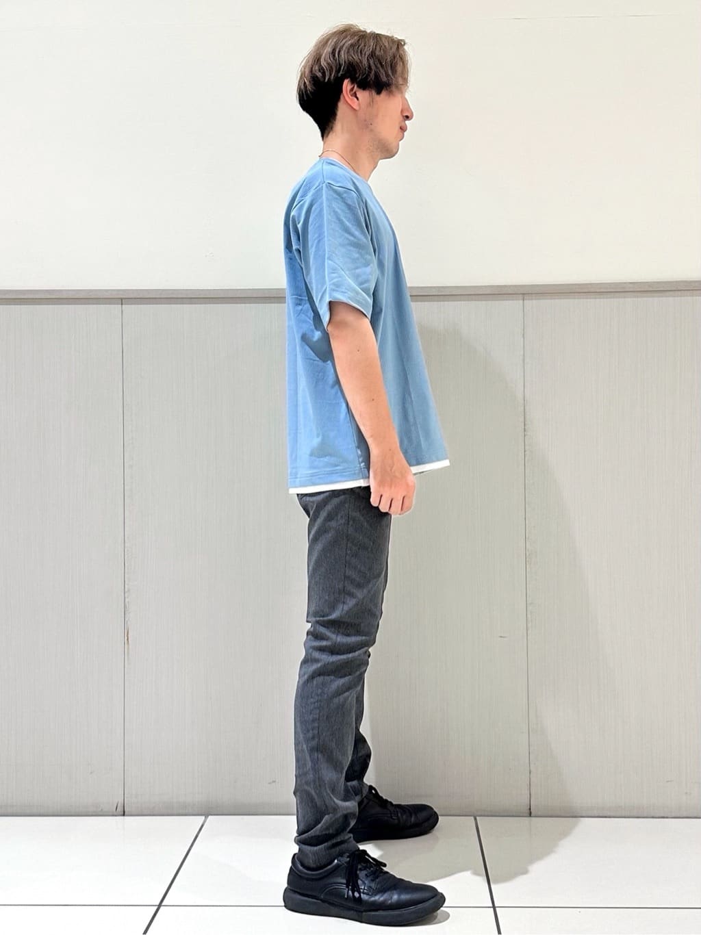 tomoyaさんの「THE SHOP TK｜楊柳フェイクレイヤード半袖Tシャツ 【吸水速乾/毛玉になりにくい/洗濯機OK】」を使ったコーディネート
