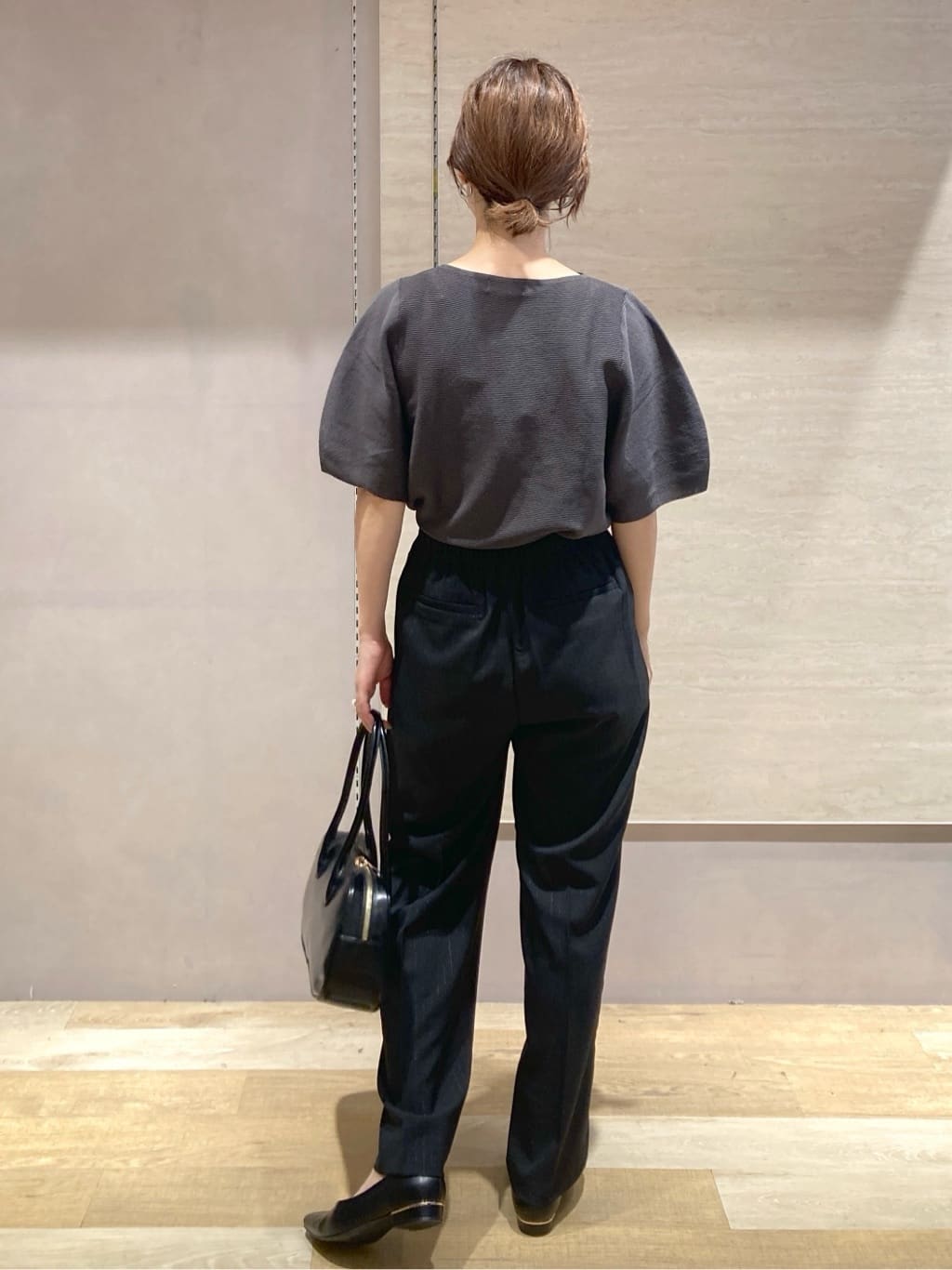 たけねぇさんの「OPAQUE.CLIP｜ガーターボリュームスリーブニット【UVケア／洗濯機洗い可】」を使ったコーディネート