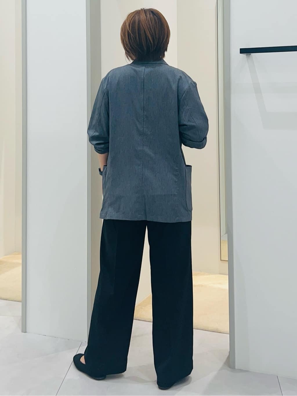 Naruさんの「THE SHOP TK｜スムースファイバーリラックスジャケット 【セットアップ可／UVカット／イージーケア／洗濯機OK】」を使ったコーディネート
