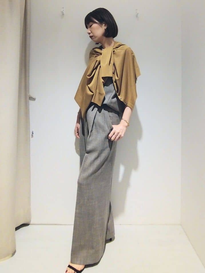 suzuさんの「UNTITLED｜【前後2WAY/アンサンブル可/ゆったり】シアーカーディガン」を使ったコーディネート