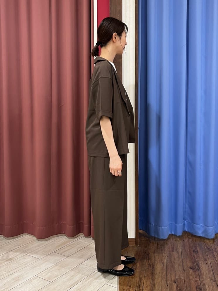muさんの「SHOO･LA･RUE｜【セットアップ可/洗濯後しわになりにくい】5分袖テーラードジャケット」を使ったコーディネート