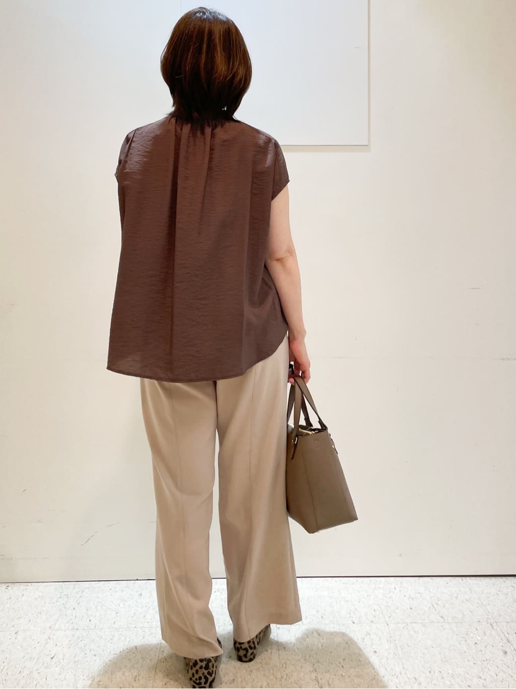 めいさんの「Reflect｜【二の腕さりげなくカバー】バンドカラーブラウス」を使ったコーディネート