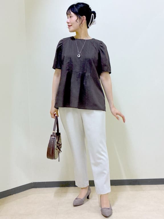  beni_gingerさんの「Reflect｜【すっきり見え！長め丈】ピンタックデザインチュニックブラウス」を使ったコーディネート
