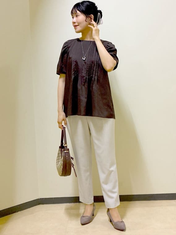  beni_gingerさんの「Reflect｜【すっきり見え！長め丈】ピンタックデザインチュニックブラウス」を使ったコーディネート