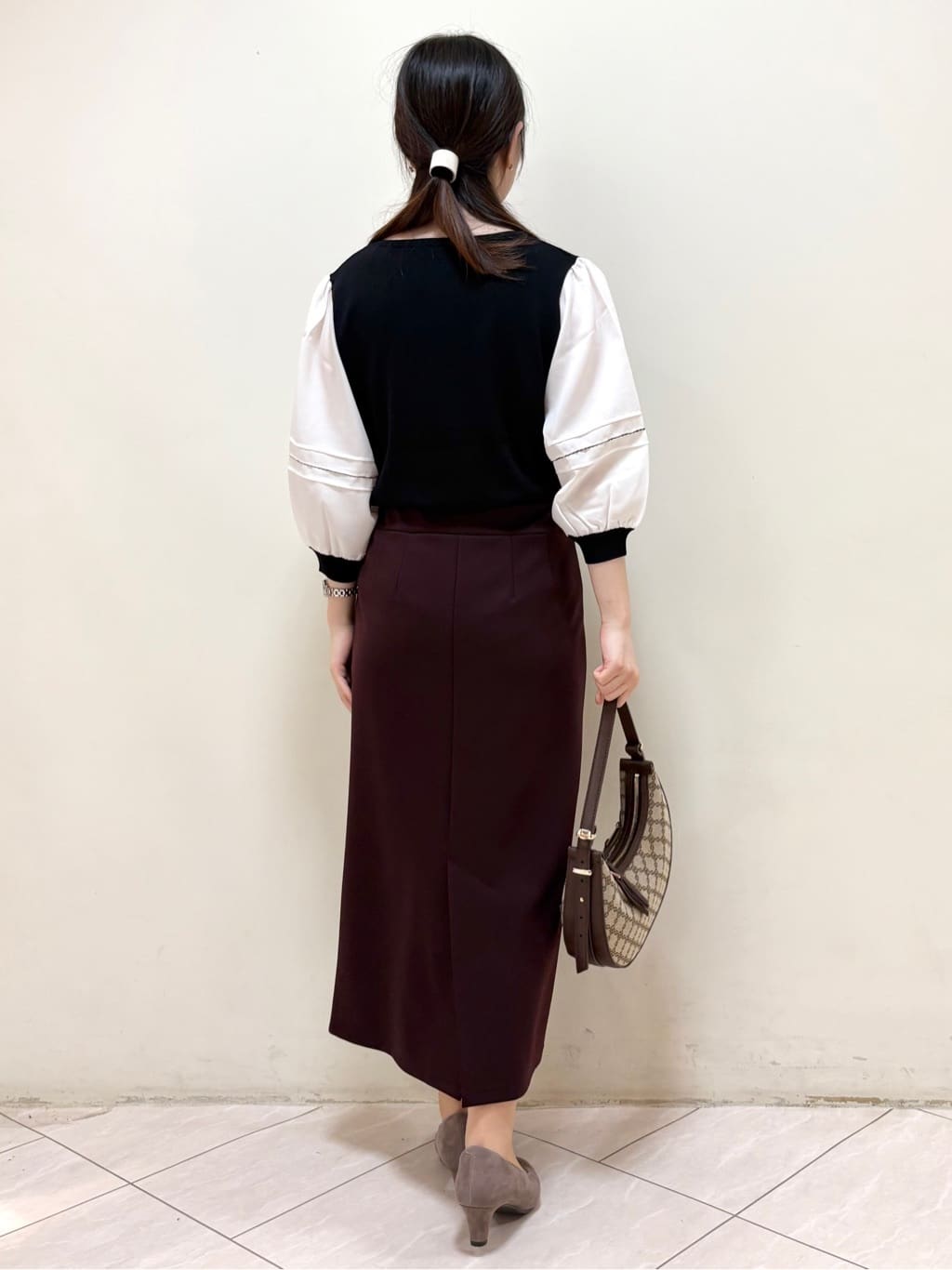 mikiさんの「Reflect｜【WEB先行カラーあり／手洗い可】ジョーゼットスリーブ&times;ニット」を使ったコーディネート