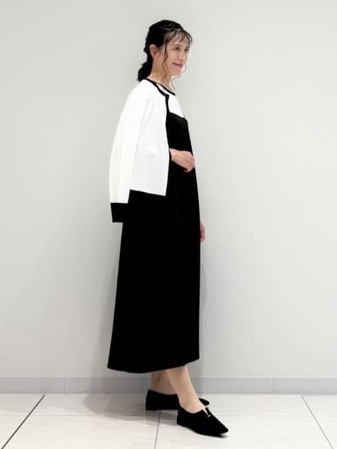 kayoさんの「INDIVI｜【通年活躍！／アンサンブル可能】クルーネックカーディガン」を使ったコーディネート
