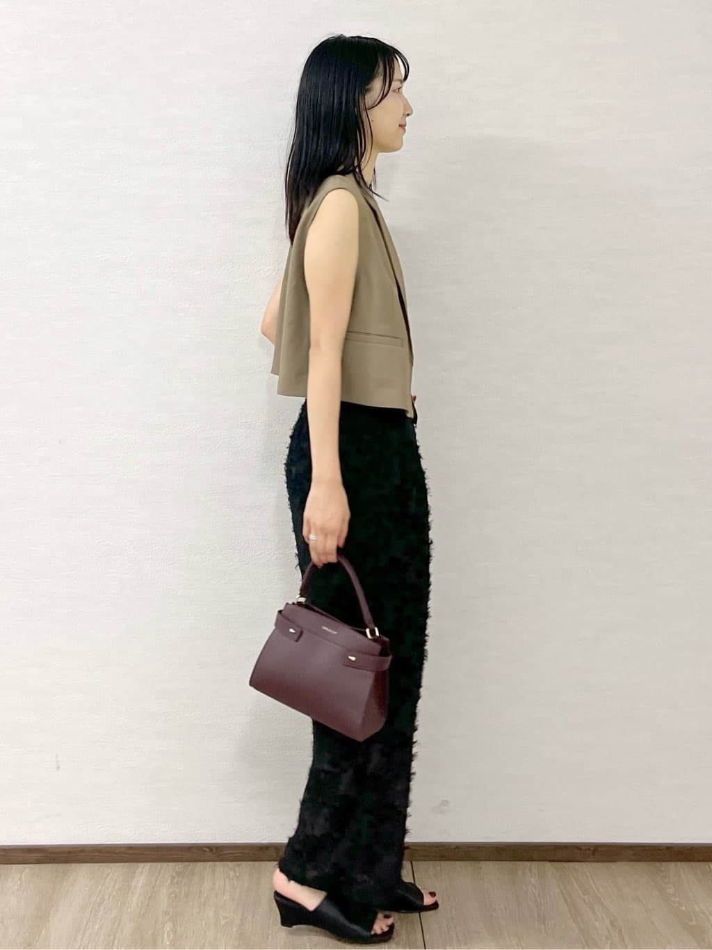 sachikoさんの「OPAQUE.CLIP｜ショートテーラードジレ【接触冷感／洗濯機洗い可】」を使ったコーディネート