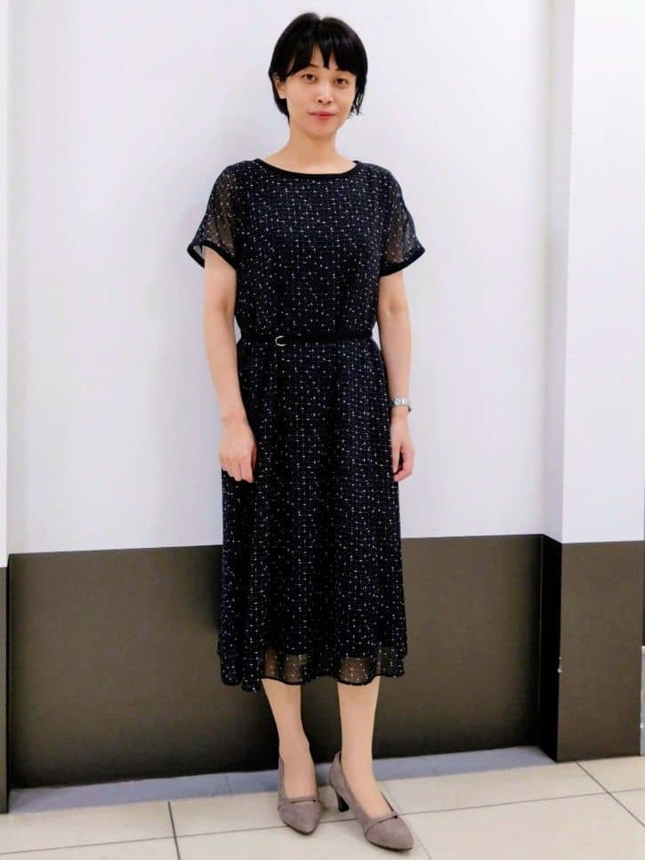 GMさんの「Reflect｜【WEB先行カラーあり／マシンウォッシュ可／ナローベルト付き】オフボディツイードチェックワンピース」を使ったコーディネート