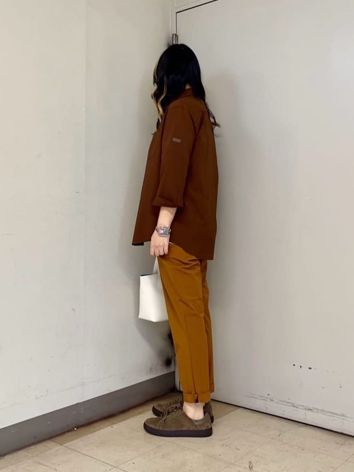 iwさんの「TAKEO KIKUCHI｜【COOL CITY WEAR】DotAir（R）サッカー シャツ」を使ったコーディネート