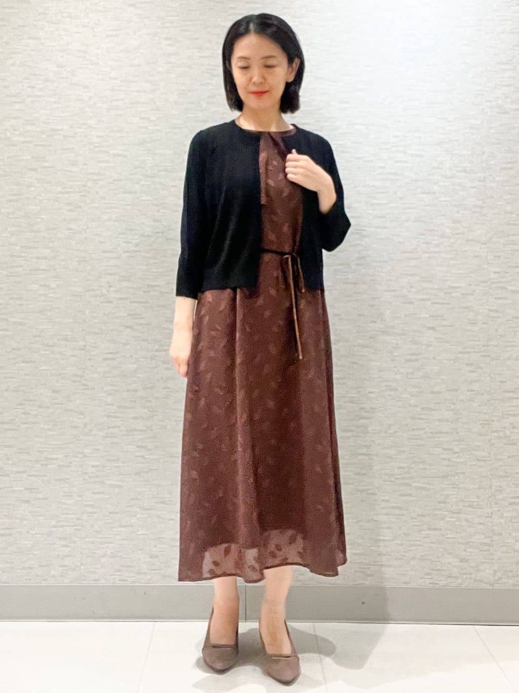 marikoさんの「Reflect｜【撥水／二の腕カバー】ケープデザインワンピース」を使ったコーディネート