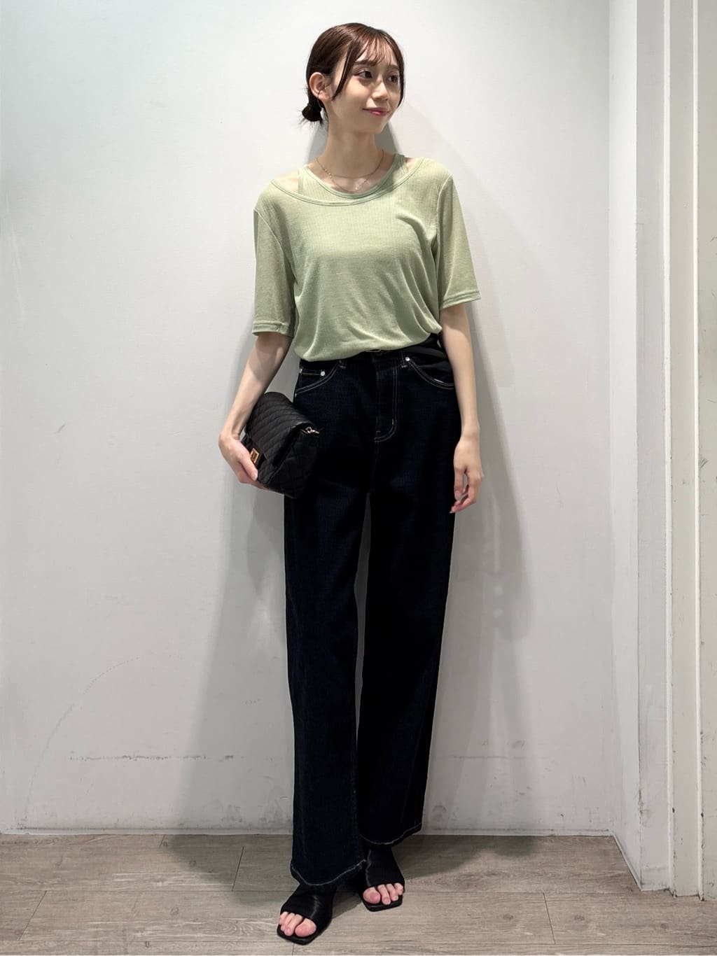 ぶまりんさんの「OPAQUE.CLIP｜シアーリブレイヤードカットソー【洗濯機洗い可】」を使ったコーディネート