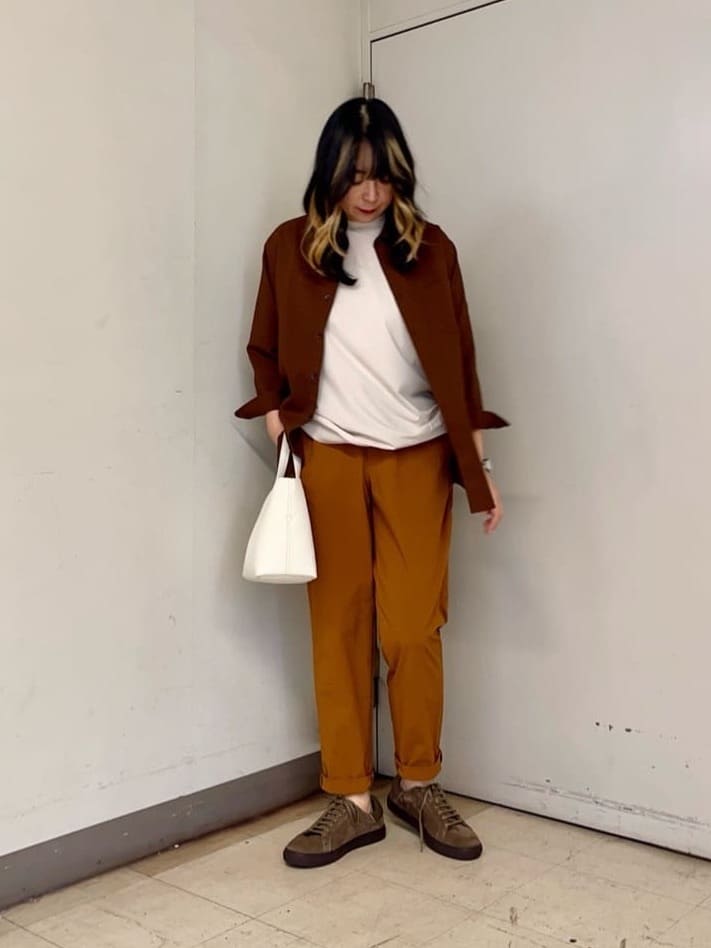 iwさんの「TAKEO KIKUCHI｜【COOL CITY WEAR】DotAir（R）サッカー シャツ」を使ったコーディネート