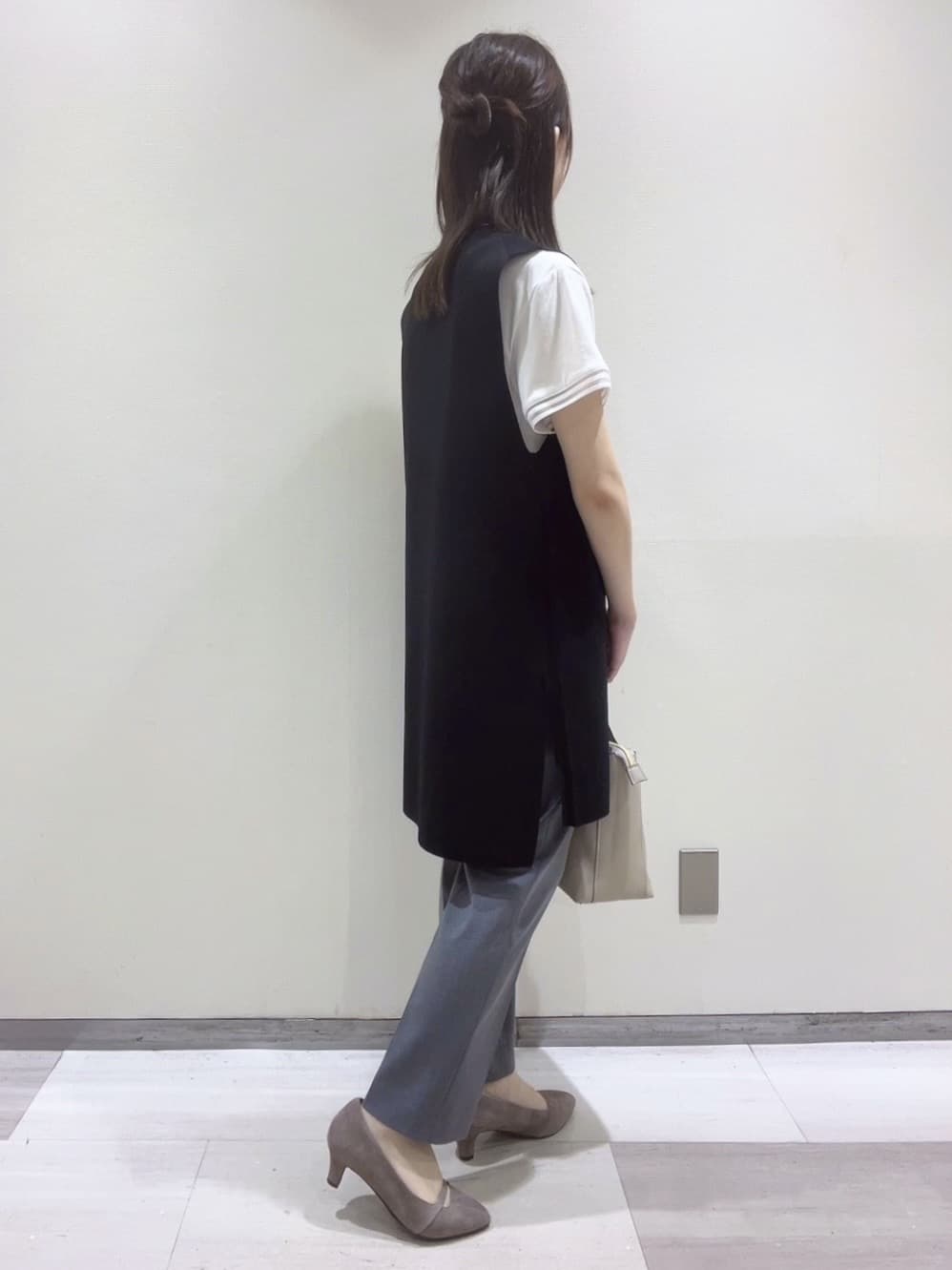 yukaさんの「Reflect｜【インナーにおすすめ◎】シアーネックデザインプルオーバー」を使ったコーディネート