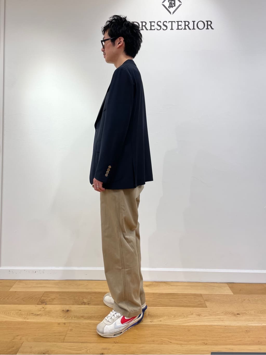 蒲谷祐太さんの「DRESSTERIOR｜【撥水仕様】シュリンクレザー トートバッグ」を使ったコーディネート