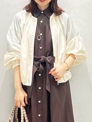 Miwaさんの「UNTITLED｜フープトップネックレス」を使ったコーディネート