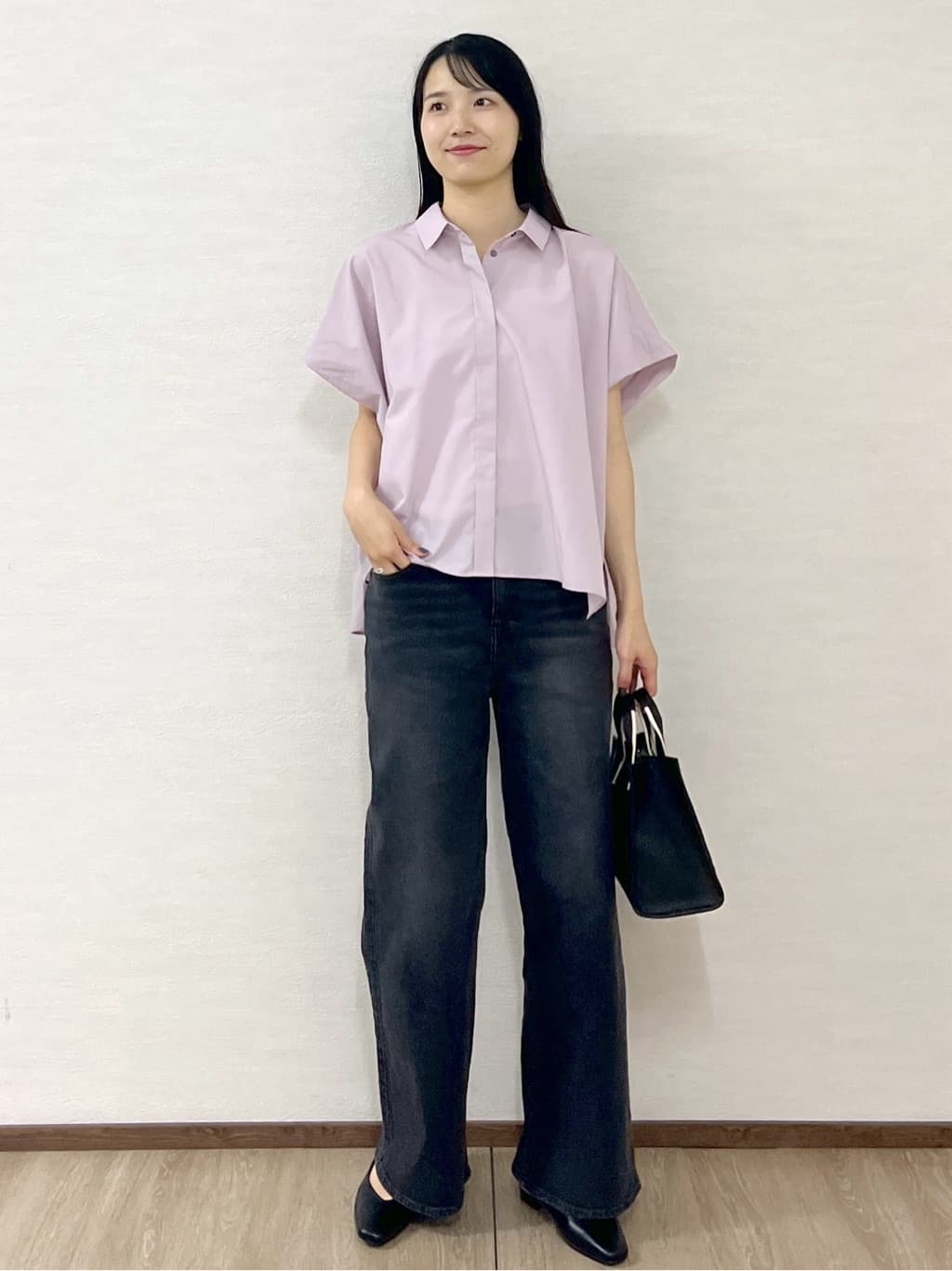 sachikoさんの「OPAQUE.CLIP｜《andGIRL掲載》リラクシーシャツ【洗濯機洗い可】」を使ったコーディネート