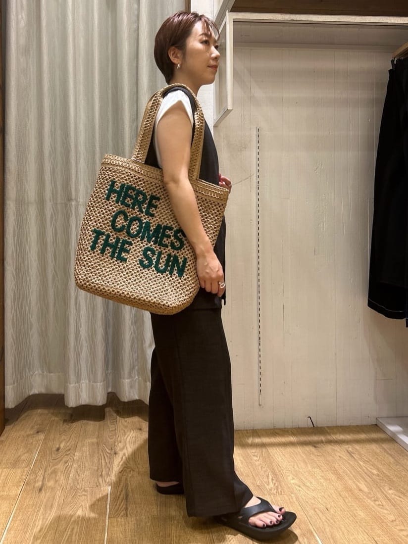 ga_riさんの「THE SHOP TK｜【スッキリ決まる】パナマメッシュジレ/洗える/セットアップ可」を使ったコーディネート