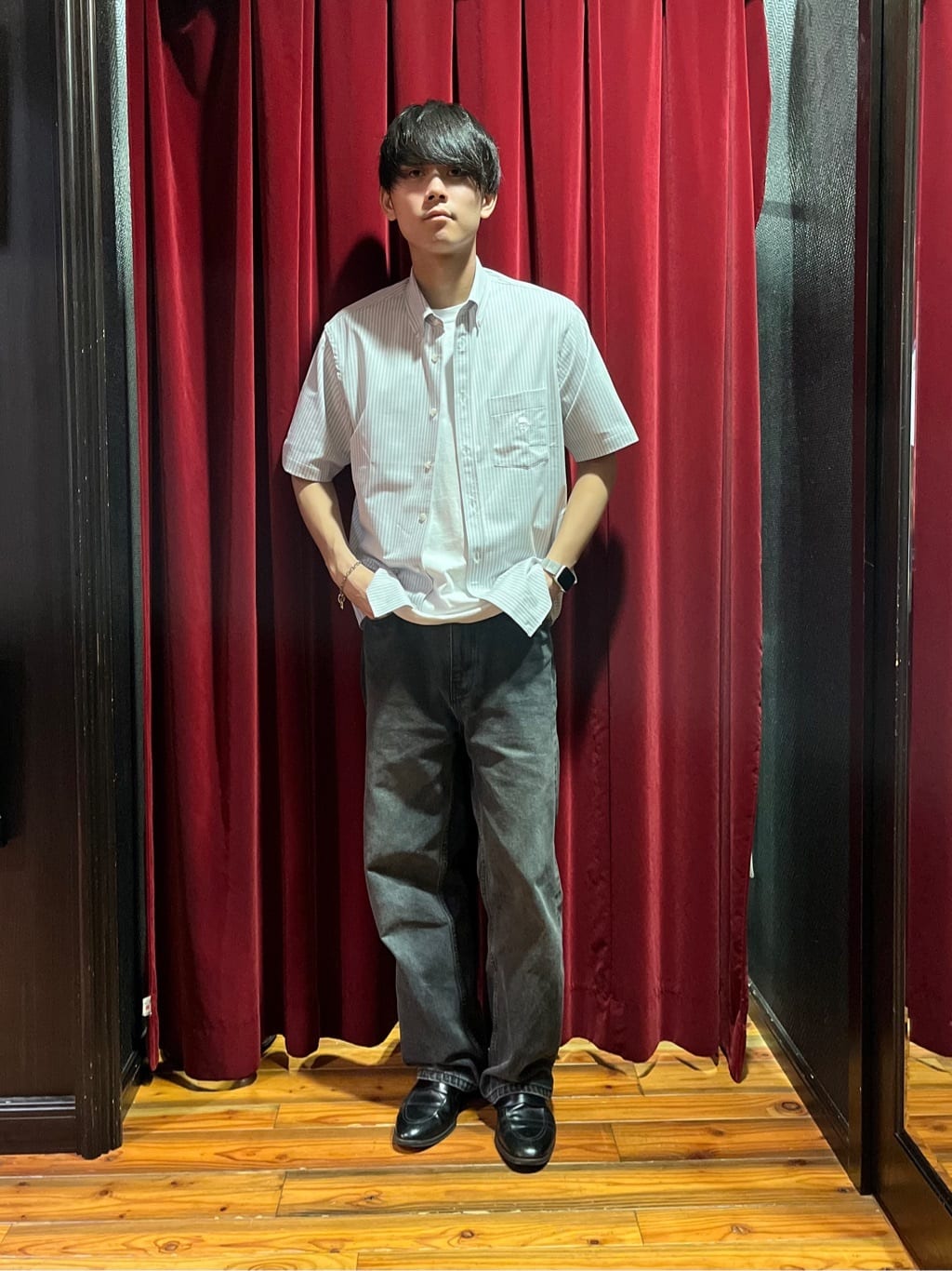 うっちーさんの「TAKEO KIKUCHI｜【COOL CITY WEAR】ストライプジャージ ボタンダウンシャツ /接触冷感」を使ったコーディネート