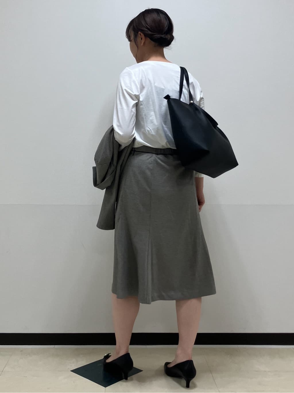 MAYUKIさんの「index｜《S-3Lサイズ》ストレッチセミフレアスカート／セットアップ対応【洗える／イージーアイロン】」を使ったコーディネート