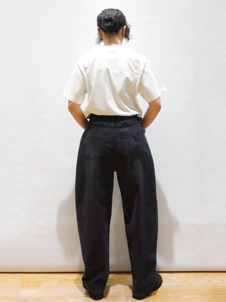 ぽんさんの「OPAQUE.CLIP｜【Pontre Studio／ポンレストゥディオ】別注グラフィックTシャツ」を使ったコーディネート