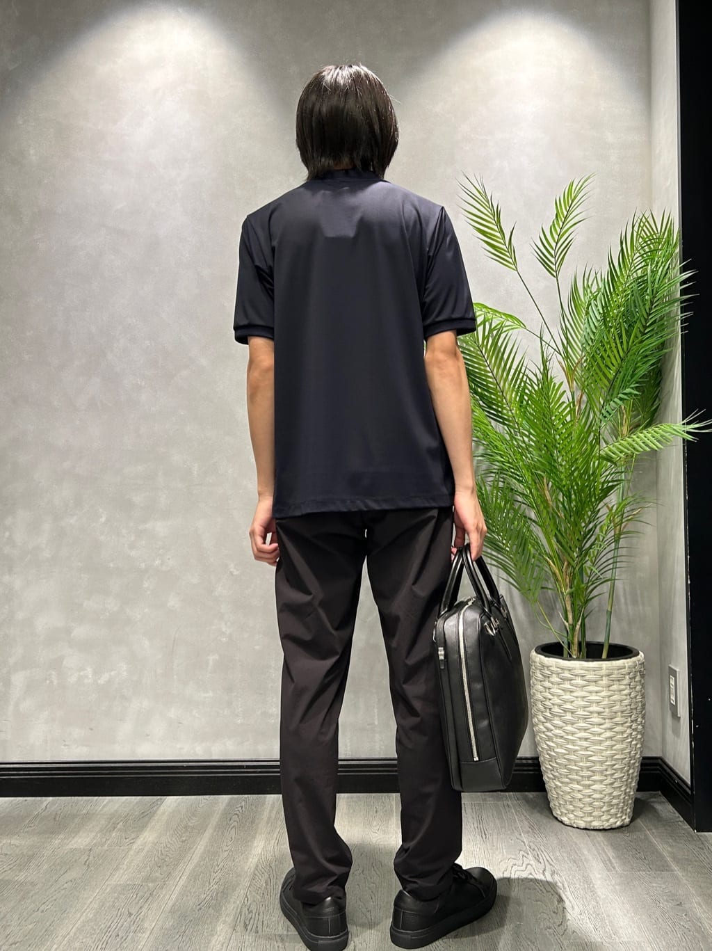 ruiさんの「TAKEO KIKUCHI｜【3Dナイロンストレッチ】スリムイージーパンツ」を使ったコーディネート