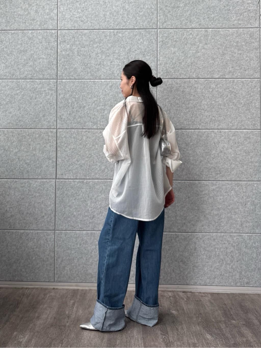 ひなさんの「INDIVI｜ロールアップデニム」を使ったコーディネート