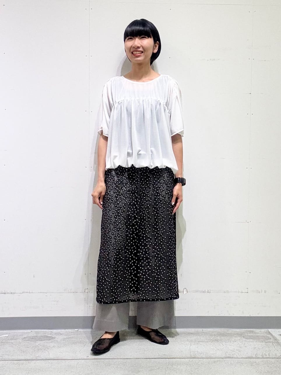 naoさんの「INDIVI｜【洗える／体型カバー】シャーリングシアートップス」を使ったコーディネート