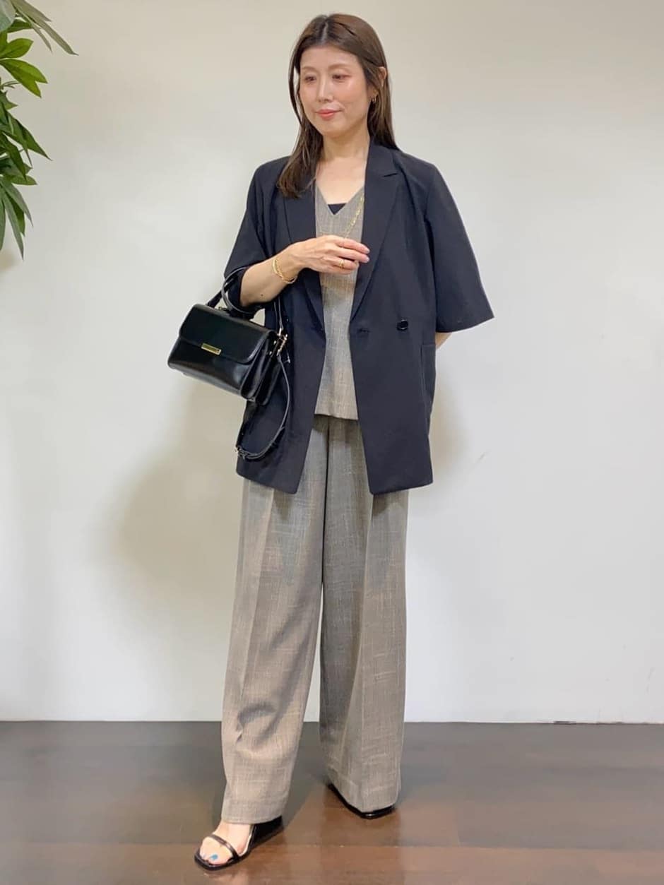 tomoさんの「UNTITLED｜【吸水速乾/洗える】ハーフスリーブジャケット」を使ったコーディネート