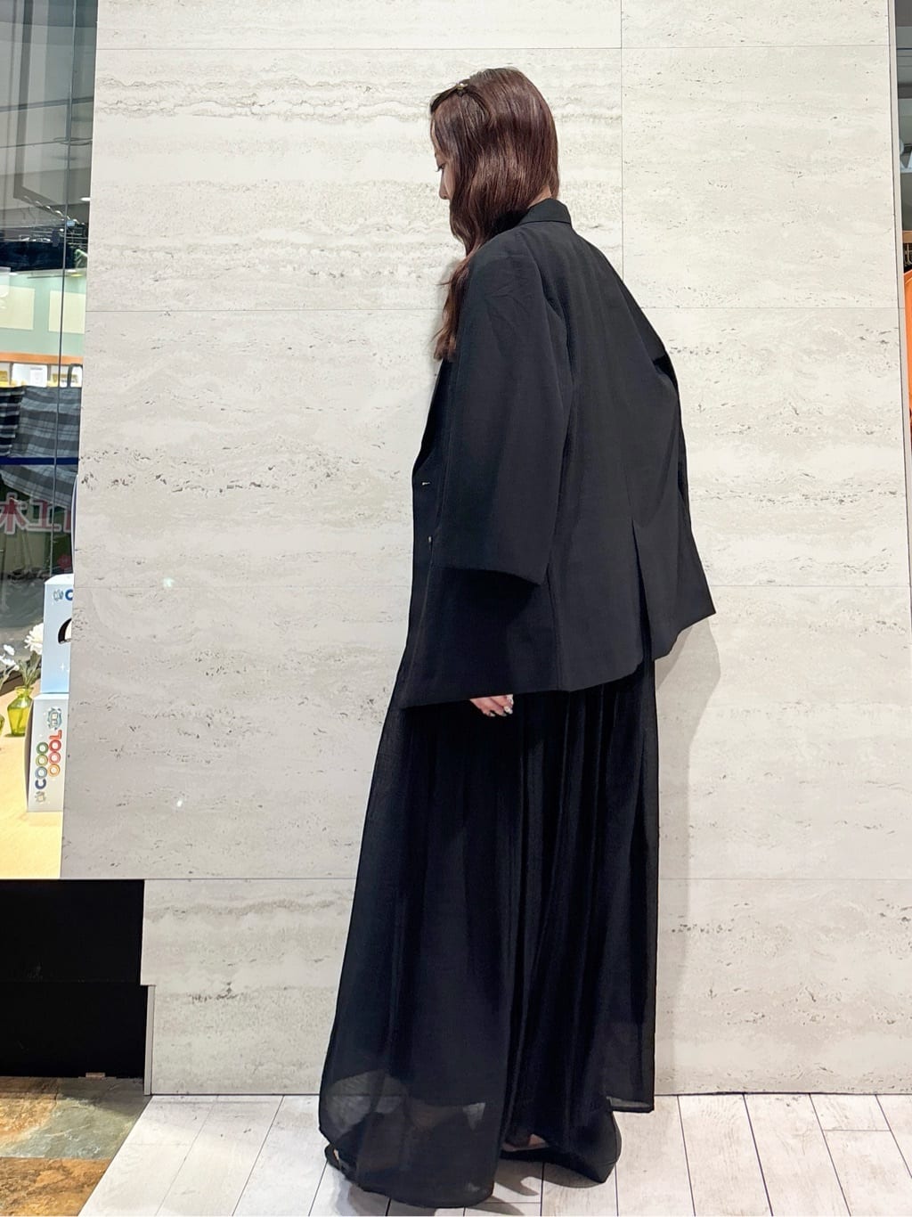 かほさんの「OPAQUE.CLIP｜麻混シアーギャザーティアードワンピース【洗濯機洗い可】」を使ったコーディネート