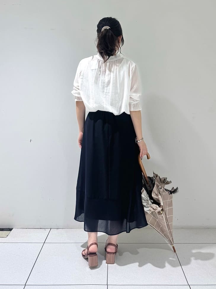 そんさんの「INDIVI｜【洗える/コットン】ピンタックシアーブラウス」を使ったコーディネート
