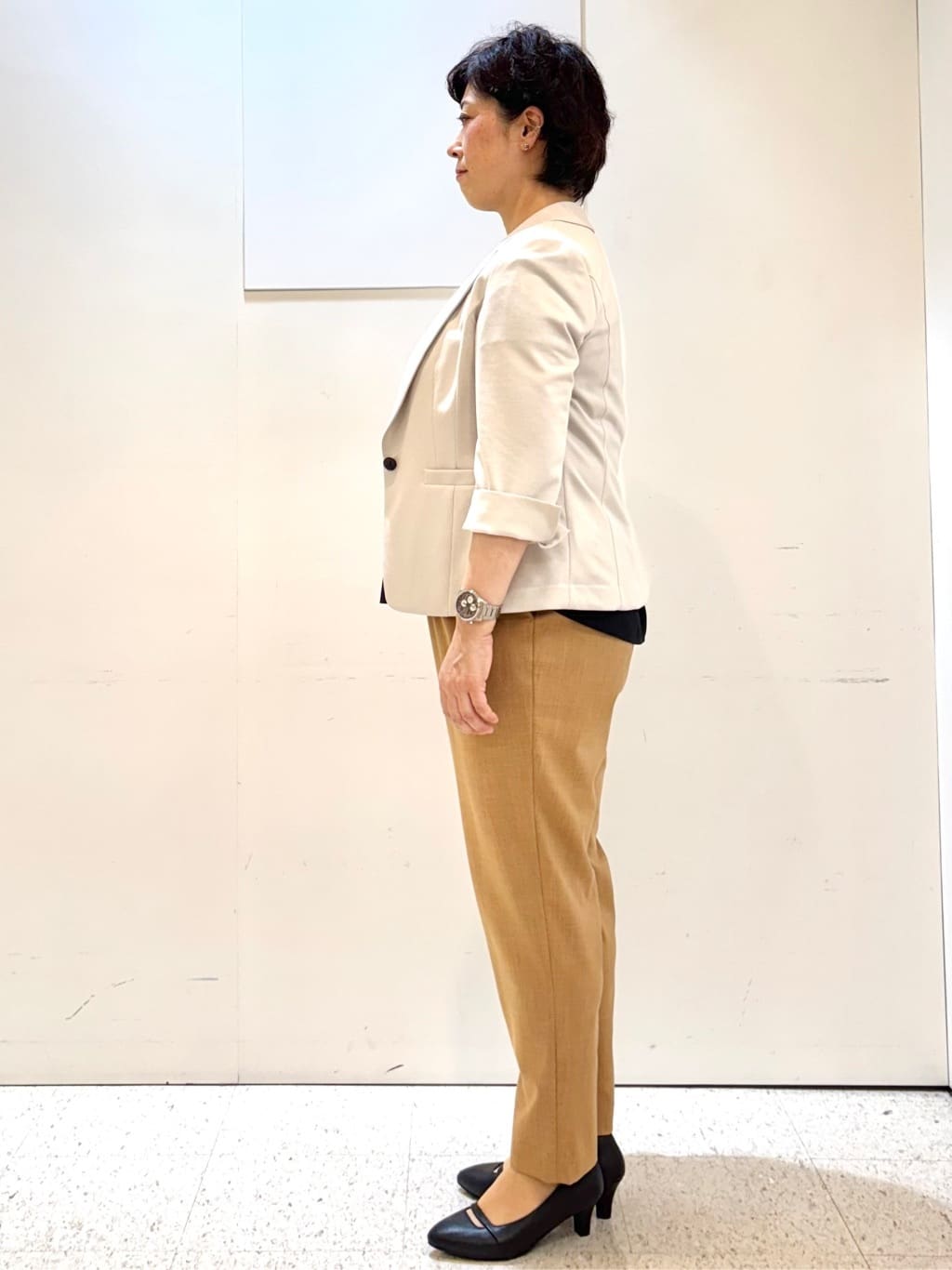 ヤスコさんの「Reflect｜【インナーに◎／すっきり見え！長め丈】タックデティールブラウス」を使ったコーディネート