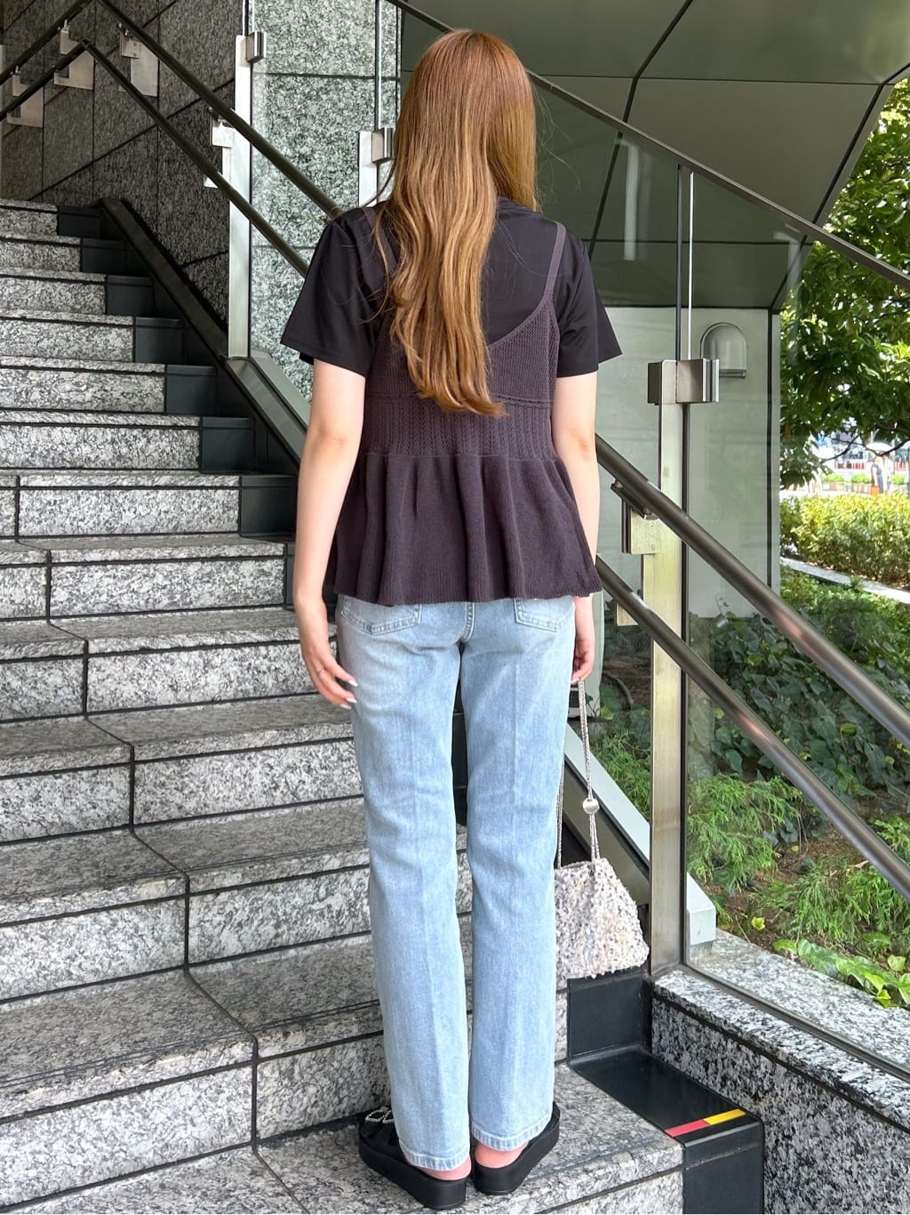 Risaさんの「OPAQUE.CLIP｜カギ針風ニットキャミビスチェ【洗濯機洗い可】」を使ったコーディネート