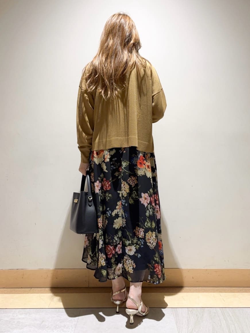 sattoさんの「UNTITLED｜【前後2WAY/アンサンブル可/ゆったり】シアーカーディガン」を使ったコーディネート