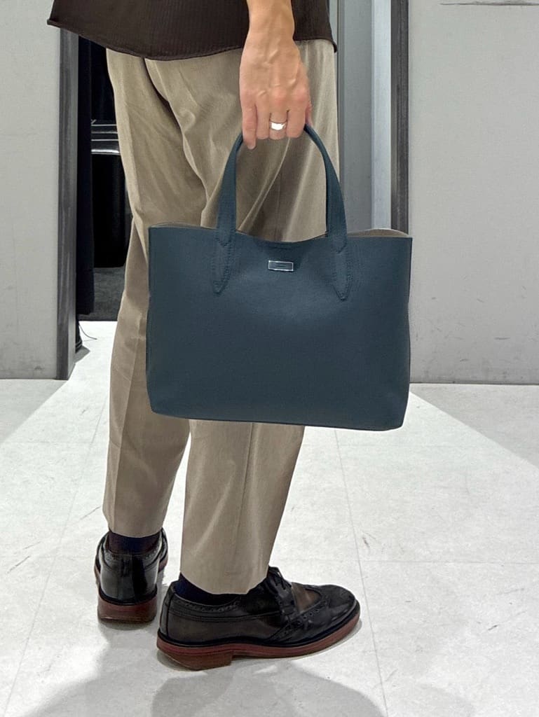 わいずみさんの「TAKEO KIKUCHI｜【COOL CITY WEAR】ストライプジャージ ボタンダウンシャツ /接触冷感」を使ったコーディネート